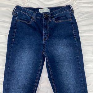 Mudd Highrise Jegging ~ Size 5